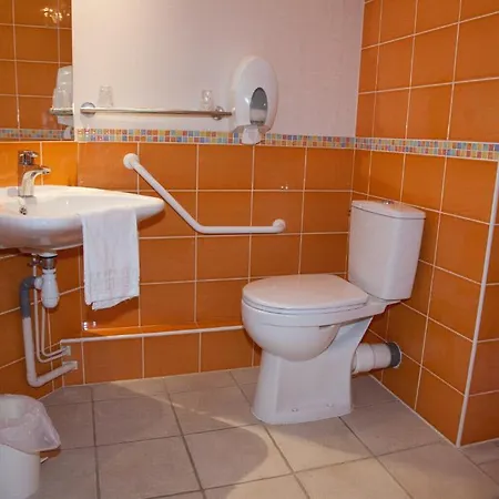 Logis Albhotel Grill Hotell Alby-sur-Cheran